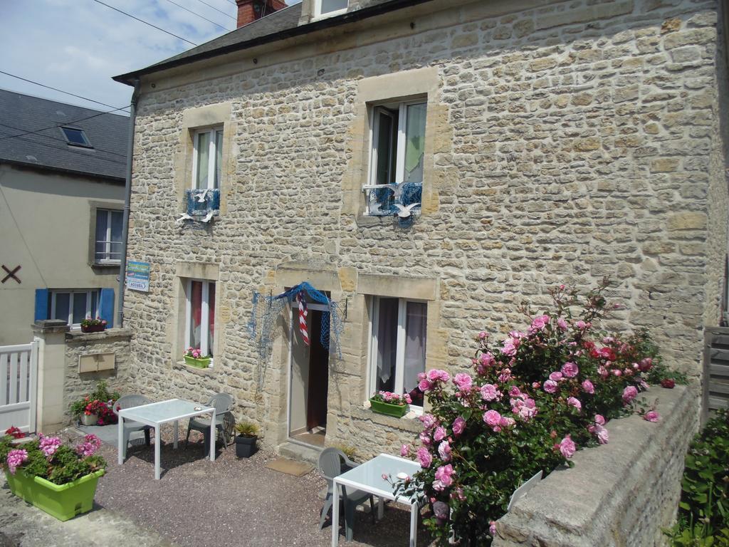 Gites de Mer Port-en-Bessin-Huppain Rom bilde