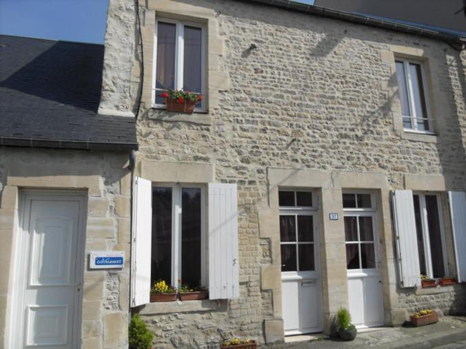 Gites de Mer Port-en-Bessin-Huppain Rom bilde