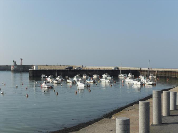 Gites de Mer Port-en-Bessin-Huppain Rom bilde