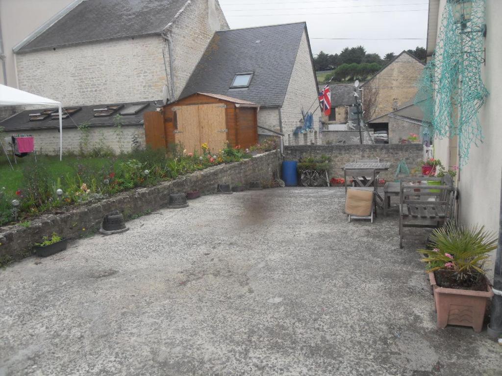 Gites de Mer Port-en-Bessin-Huppain Eksteriør bilde