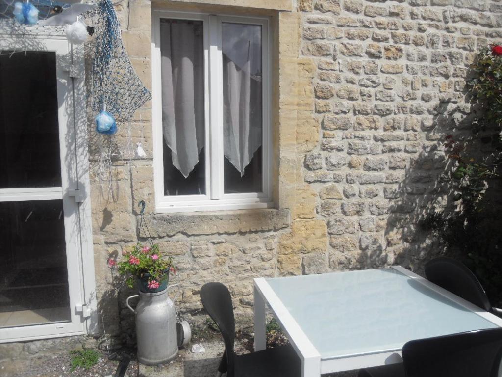 Gites de Mer Port-en-Bessin-Huppain Eksteriør bilde